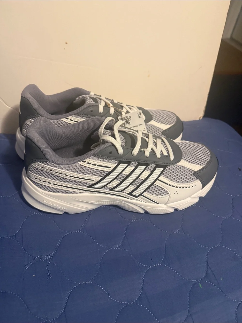 Adidas TechnoChaos 2000 Gray and White Men's Comfort Sneakers
